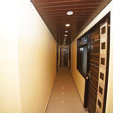 Oyo Flagship 8594 Golden Nest Hotel Nainital Bagian luar foto