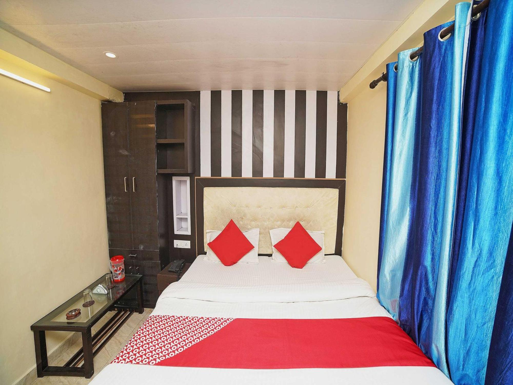 Oyo Flagship 8594 Golden Nest Hotel Nainital Bagian luar foto