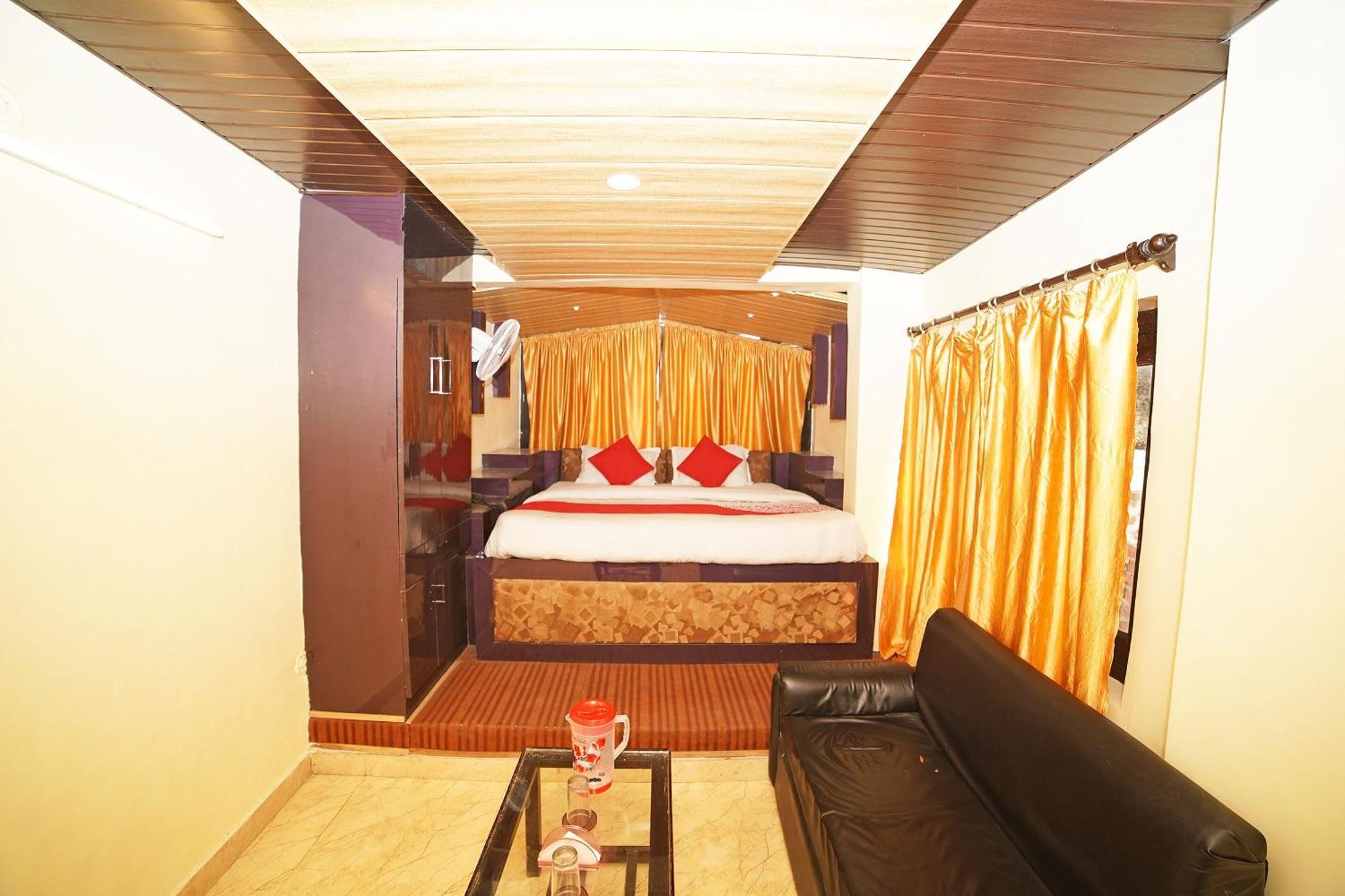 Oyo Flagship 8594 Golden Nest Hotel Nainital Bagian luar foto